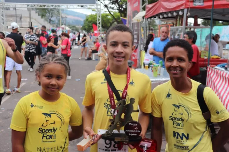 De geração em geração: pais e mães levam seus filhos para correr na Pratique Run – DeFato 30 anos