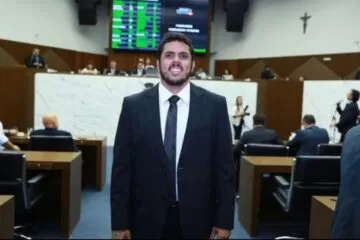 Suplente de Nikolas Ferreira perde cargo na Câmara de Belo Horizonte e César Gordin assume