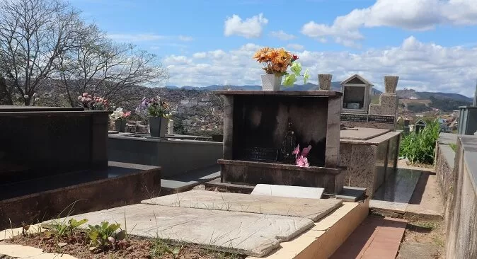 Os milagres atribuídos à Maria do Perpétuo Socorro, jovem assassinada nas proximidades do Carlos Chagas