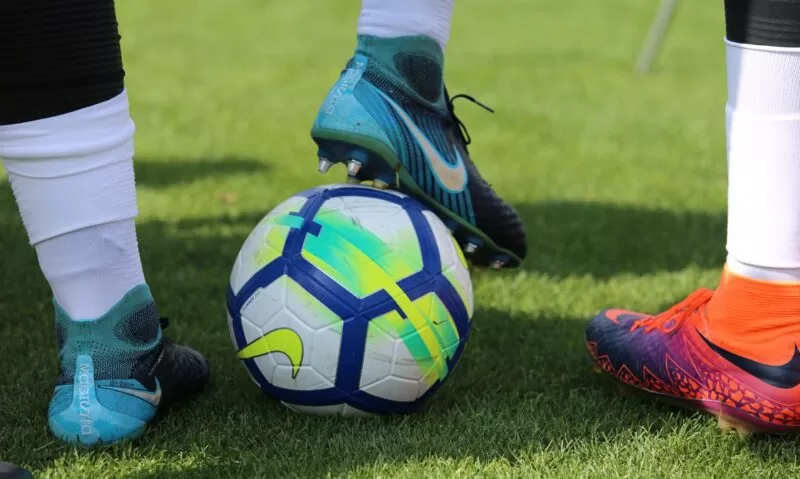 Futebol, cerveja e apostas: por que as mulheres continuam pagando essa conta?