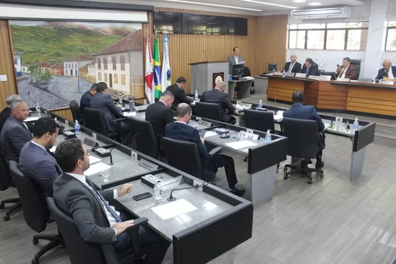 Câmara de Itabira terá audiência pública para discutir segurança nas escolas e creches da cidade Câmara de Itabira terá audiência pública para discutir segurança nas escolas e creches da cidade