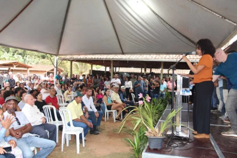 Festanças para Idiotas Festanças para Idiotas