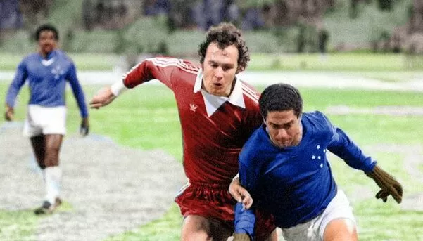 Morre o ex-jogador Palhinha, ídolo de Cruzeiro, Atlético e Corinthians Morre o ex-jogador Palhinha, ídolo de Cruzeiro, Atlético e Corinthians