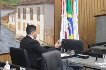 Poluição em Itabira: Vereadores isolam Vetão e professora e saem em defesa da Vale
