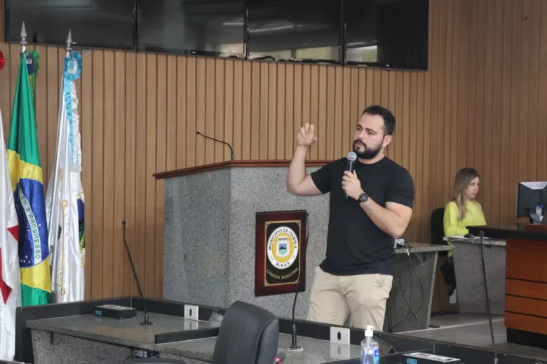 Secretário admite que trocas feitas por Marco Antônio prejudicam trabalho do município