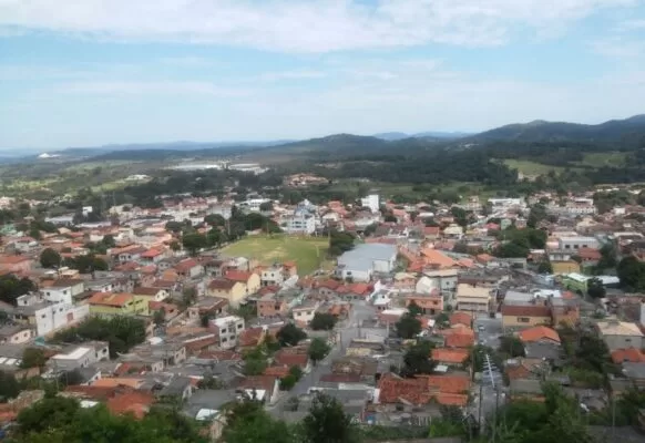 Apesar do precioso nome, Esmeraldas é a cidade com menor arrecadação por pessoa em Minas Gerais