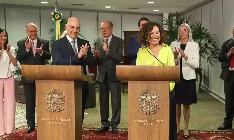 Primeira mulher negra no TSE, Edilene Lobo é empossada nesta terça-feira Primeira mulher negra no TSE, Edilene Lobo é empossada nesta terça-feira