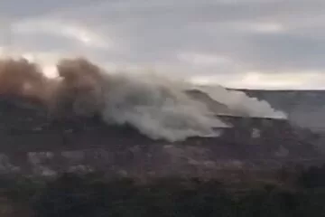 Nuvem de poeira chama a atenção de moradores após detonação em mina da Vale; veja o vídeo