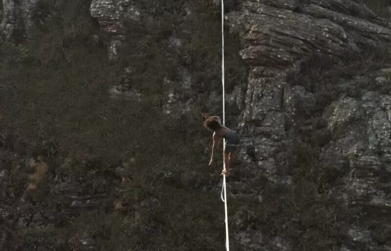 Barão de Cocais recebe o Festival Cambotas High, maior evento de highline de Minas Gerais