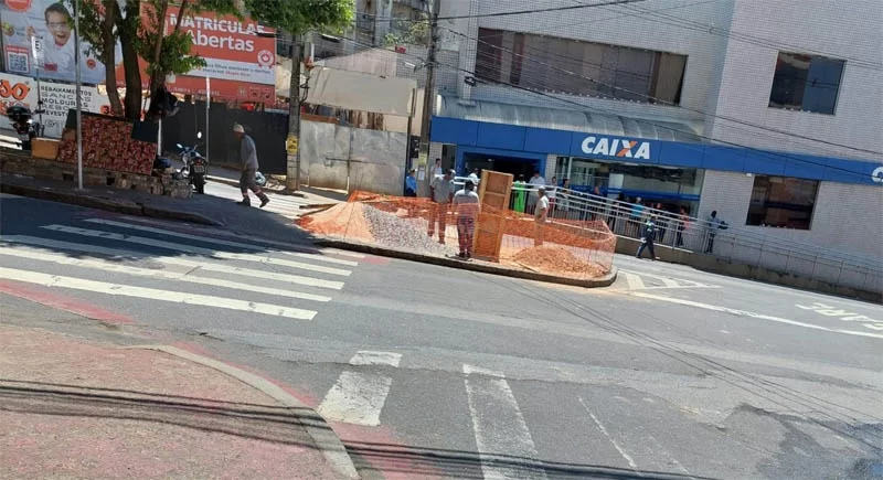 Itabira faz busto para Daniel de Grisolia no ano de seu centenário Itabira faz busto para Daniel de Grisolia no ano de seu centenário