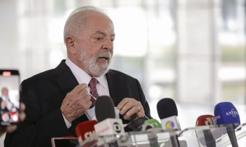 Lula encaminha parecer que discorda de decisão que afastou presidente da CBF