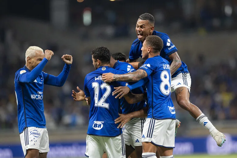“Nós somos competidores”, diz Autuori após empate do Cruzeiro e vaga na Sul-Americana “Nós somos competidores”, diz Autuori após empate do Cruzeiro e vaga na Sul-Americana