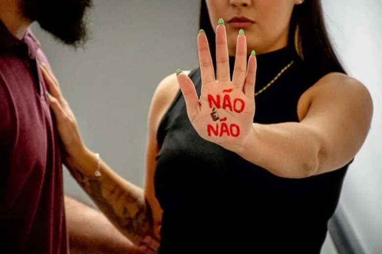 Câmara dos Deputados aprova protocolo ‘Não é Não’ para proteger mulheres em casas noturnas, shows e bares