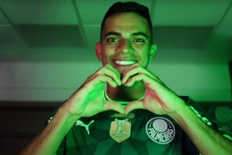 Palmeiras surpreende e anuncia contratação de Bruno Rodrigues Palmeiras surpreende e anuncia contratação de Bruno Rodrigues