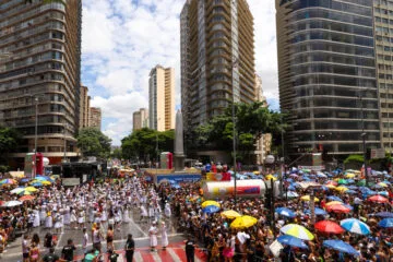 Carnaval de Minas recebeu mais de 30 mil turistas internacionais, diz Governo