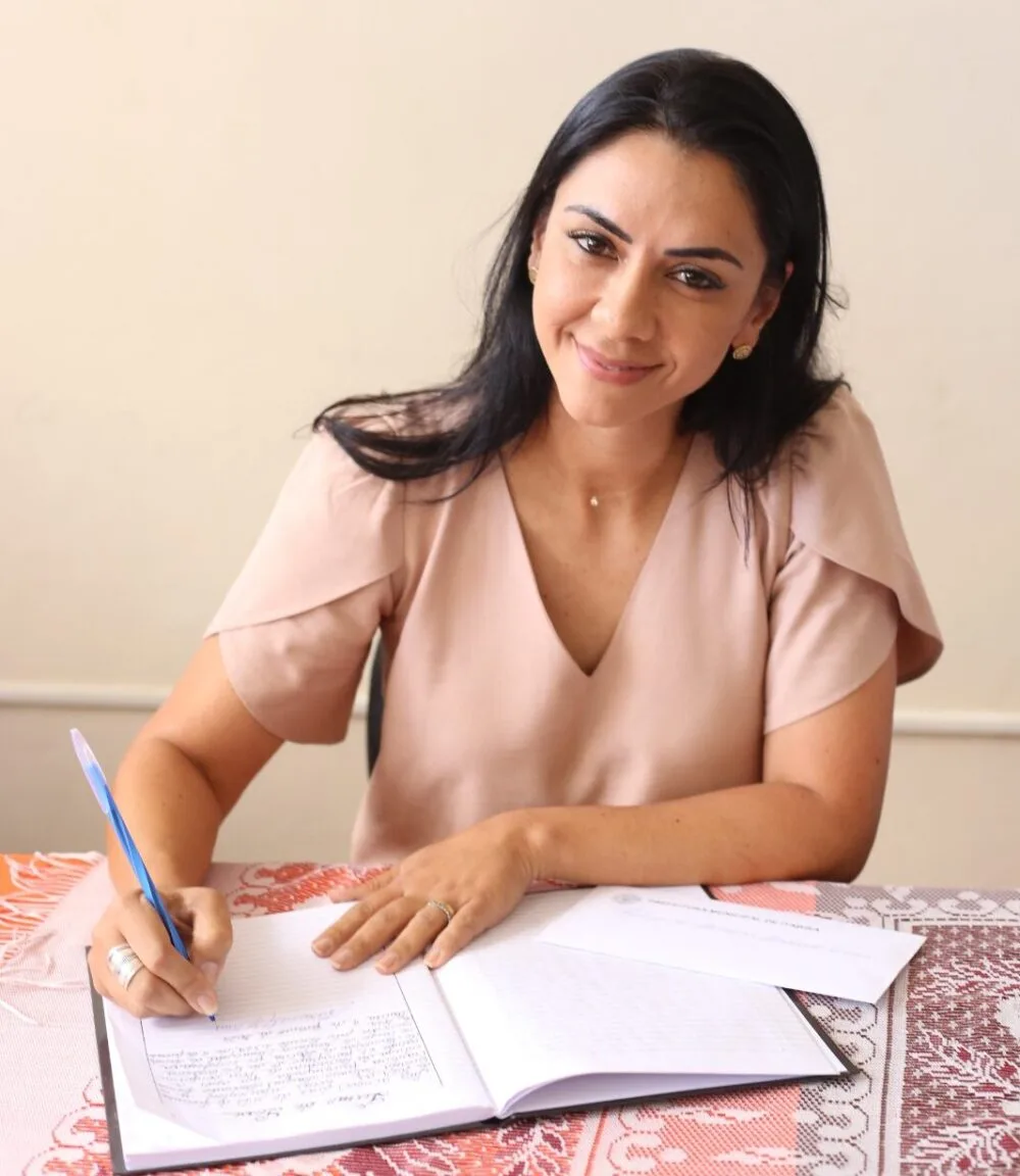 Fabiana Machado toma posse como secretária de Saúde de Itabira