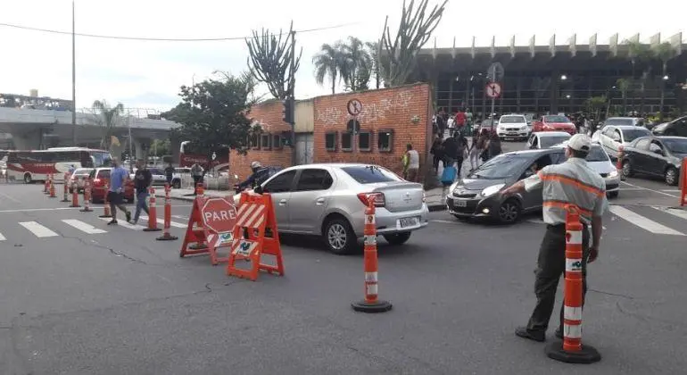 Entorno da Rodoviária de BH tem operação especial de trânsito durante o Carnaval Entorno da Rodoviária de BH tem operação especial de trânsito durante o Carnaval