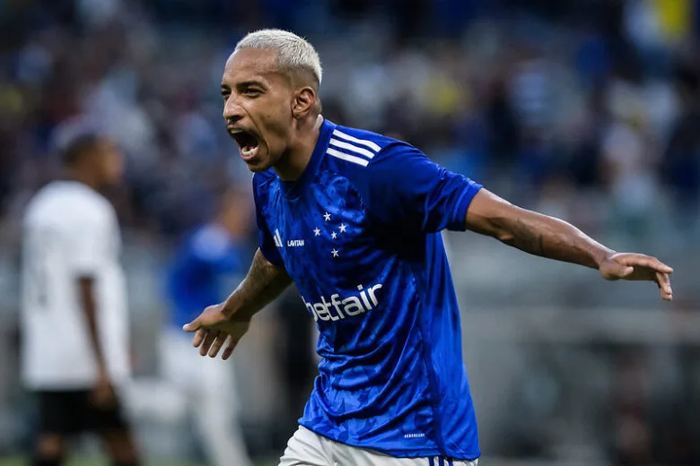 Caraça transmite jogo entre Fortaleza e Cruzeiro nesta quarta-feira Caraça transmite jogo entre Fortaleza e Cruzeiro nesta quarta-feira