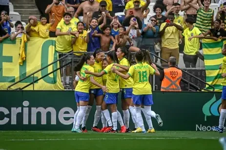 Brasil sai na frente para sediar Copa do Mundo Feminina de Futebol Brasil sai na frente para sediar Copa do Mundo Feminina de Futebol
