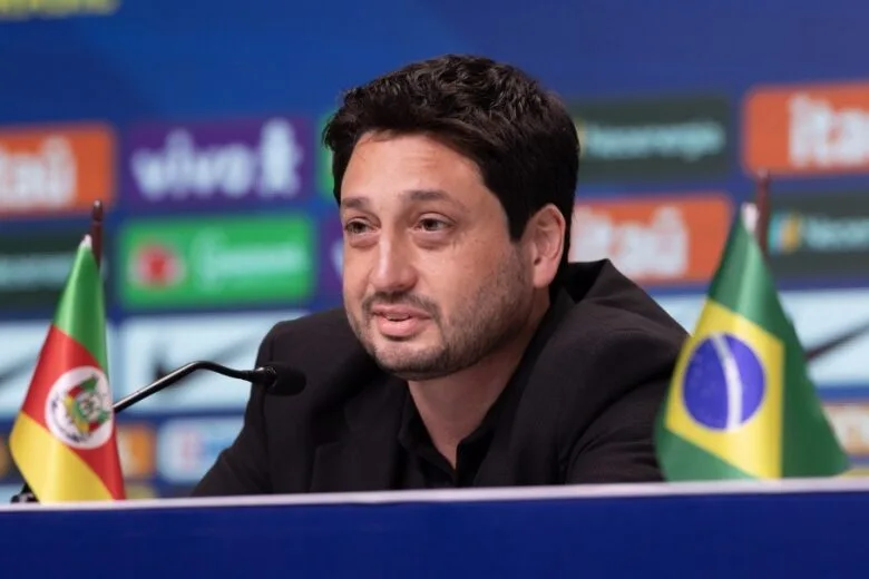 Arthur Elias convoca Marta para amistosos diante da Jamaica: “Conto com nossa Rainha” Arthur Elias convoca Marta para amistosos diante da Jamaica: “Conto com nossa Rainha”