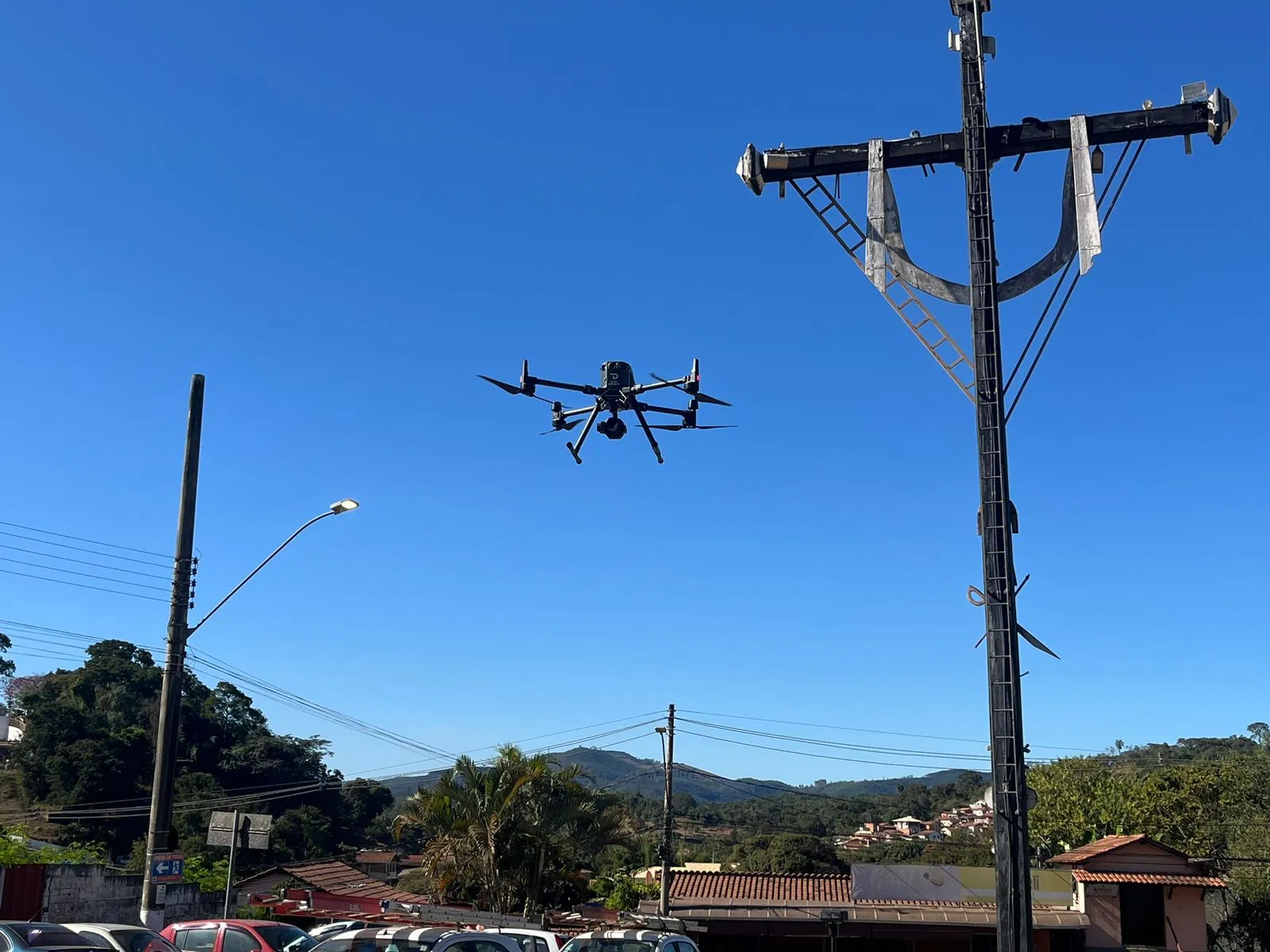 Prefeitura de São Gonçalo do Rio Abaixo inova e usa drone no combate à dengue