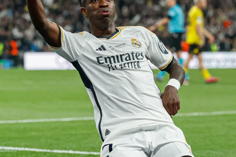 Com gol de Vini Jr, Real Madrid conquista a 15ª Liga dos Campeões Com gol de Vini Jr, Real Madrid conquista a 15ª Liga dos Campeões