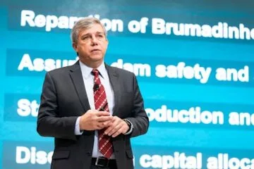 O presidente da Vale é o sujeito oculto da oração