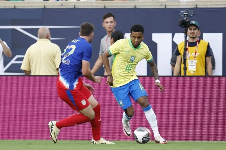 Brasil empata com EUA em último teste antes da Copa América; assista aos melhores momentos Brasil empata com EUA em último teste antes da Copa América; assista aos melhores momentos