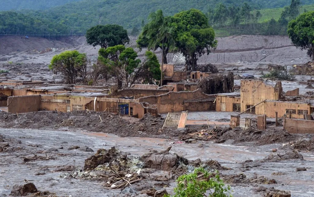 MPF recorre de sentença que absolveu acusados pelo rompimento da barragem de Fundão, em Mariana