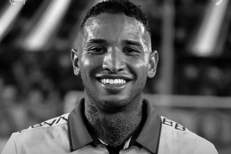 Luto no mundo do futebol: morre Juan Izquierdo, jogador do Nacional do Uruguai Luto no mundo do futebol: morre Juan Izquierdo, jogador do Nacional do Uruguai