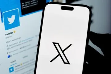 Musk afirma que X está sendo alvo de “enorme” ciberataque: “um país está envolvido”, diz