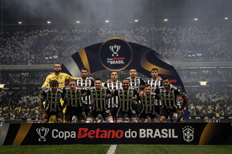 Sorteio define mandos de campo das semi da Copa do Brasil; confira