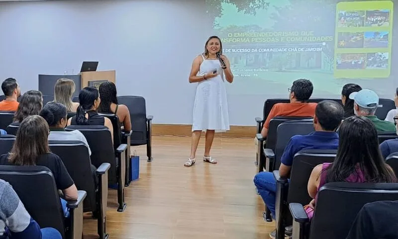 São Domingos do Prata recebe líder comunitária paraibana Luciana Balbino; confira a entrevista