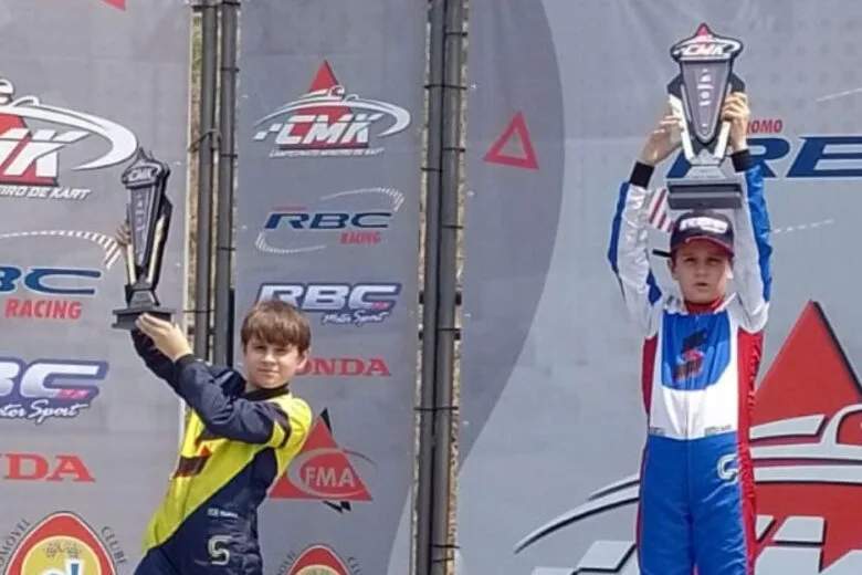 Irmãos Serodio conquistam as duas primeiras colocações na 2ª etapa do Campeonato Mineiro de Kart