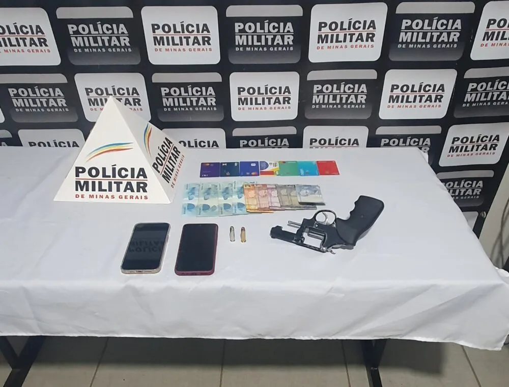 Corpo carbonizado é encontrado às margens da MG-329; suspeito do crime é preso