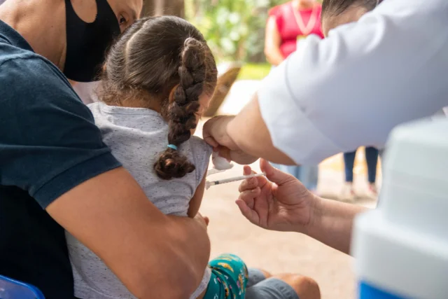 Dia D de Vacinação mobiliza Minas Gerais com foco em crianças e adolescentes; saiba como será a ação em Itabira