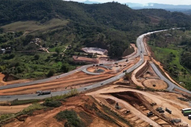 Trânsito na BR-381 em São Gonçalo do Rio Abaixo funcionará em “pare e siga” até 30 de novembro