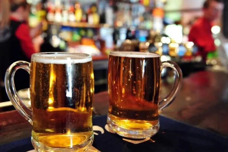 Mineiros gastaram R$ 3,6 bilhões com bebidas alcoólicas em 2024 e Minas é 2º no ranking nacional Mineiros gastaram R$ 3,6 bilhões com bebidas alcoólicas em 2024 e Minas é 2º no ranking nacional