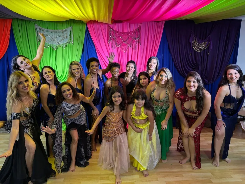 Noite Árabe encanta Itabira com dança, cultura e integração social