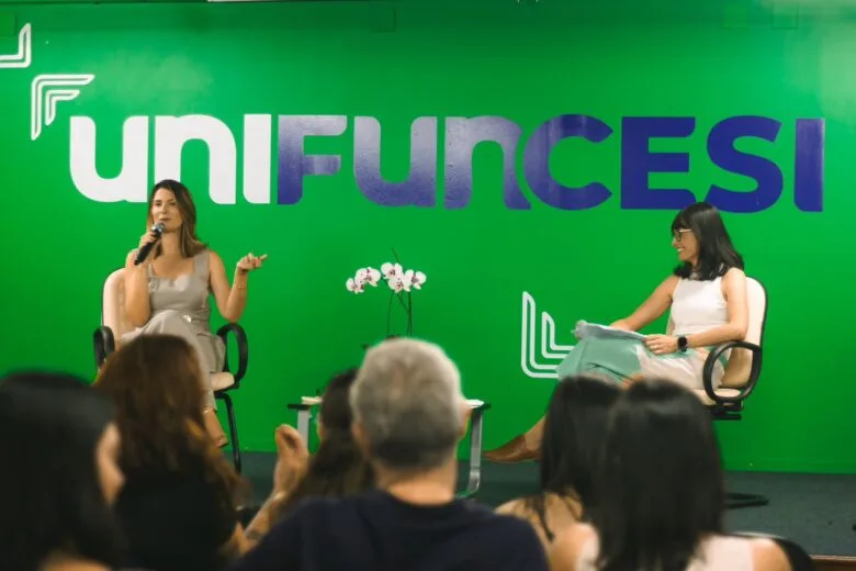 Reflexões e conexões marcam a roda de conversa com Daniela Brunelli promovida pela Funcesi; confira