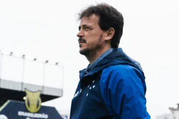 Cruzeiro define permanência de Fernando Diniz para 2025