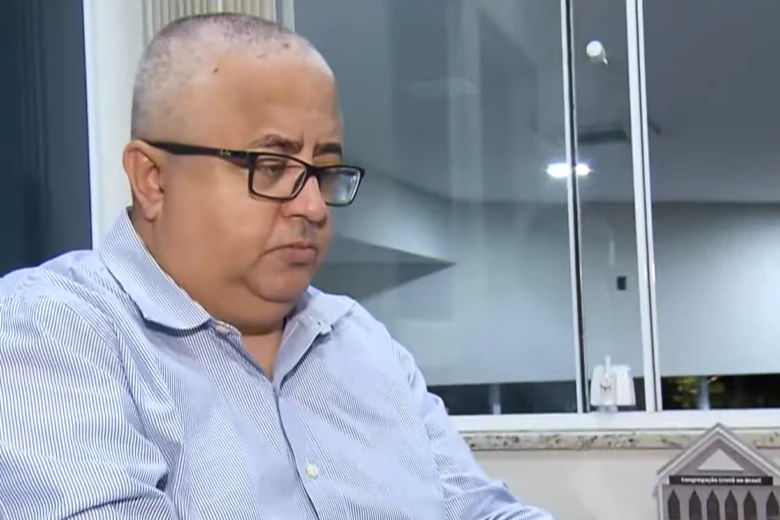 Exemplo de Fake News! Falso filho de Gugu terá que “devolver” mansão de R$ 7 milhões do suposto pai Exemplo de Fake News! Falso filho de Gugu terá que “devolver” mansão de R$ 7 milhões do suposto pai