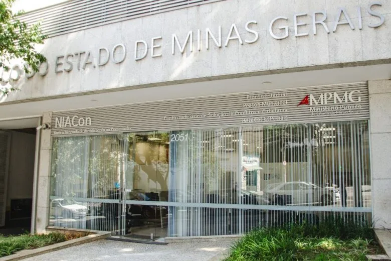 Procon-MG multa Casas Bahia por deixar de informar preços dos produtos e exigir CPF dos clientes