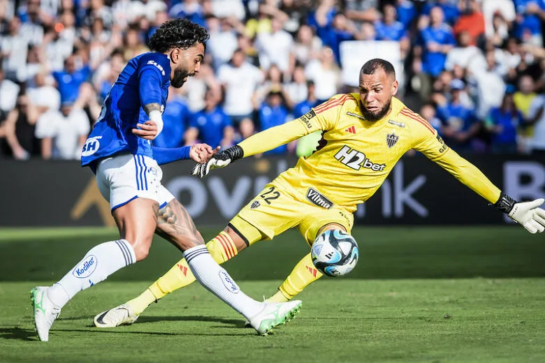 Atlético e Cruzeiro fazem clássico quente, mas ficam no empate sem gols em Orlando