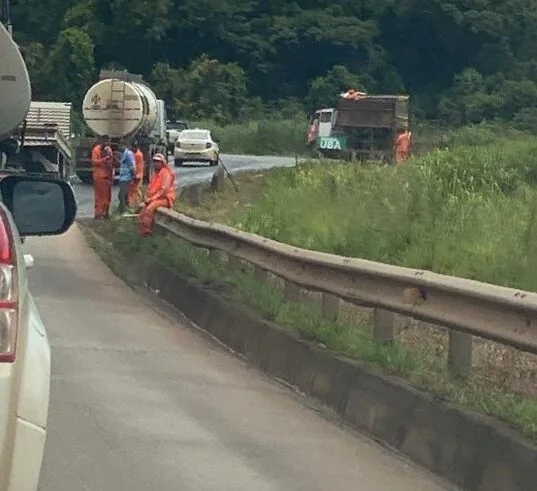 DNIT realiza operação tapa-buraco na BR-381, em João Monlevade e Caeté