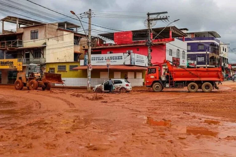 Vale do Aço: chuvas intensas deixam rastro de destruição, 11 óbitos foram confirmados Vale do Aço: chuvas intensas deixam rastro de destruição, 11 óbitos foram confirmados