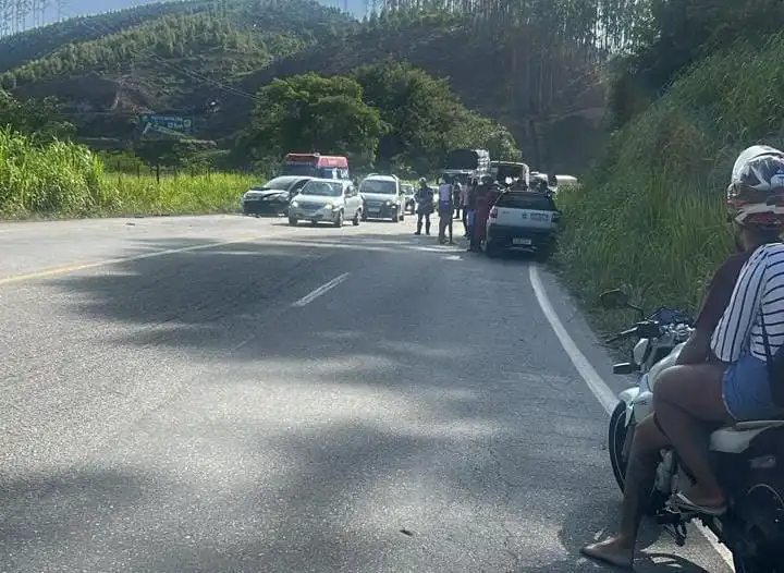 Jovem de Nova Era morre em colisão na BR-381, próximo à divisa com Antônio Dias