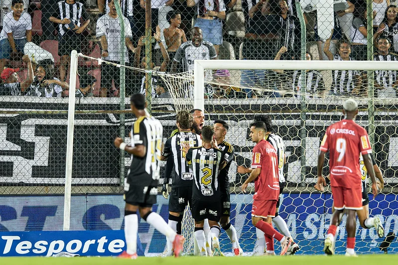 Atlético bate Tombense e segue vivo na busca pelo hexa do Campeonato Mineiro
