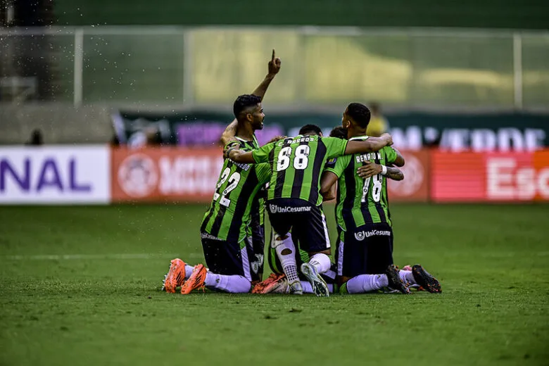 Cruzeiro empata com América e perde a disputa nos pênaltis por vaga na final do Mineiro