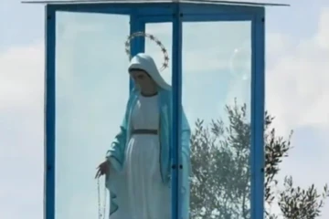 Teste de DNA desmascara a farsa da Virgem Maria que chorava sangue